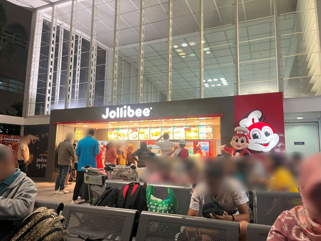 ジョリービー　マニラ　ニノイ・アキノ空港