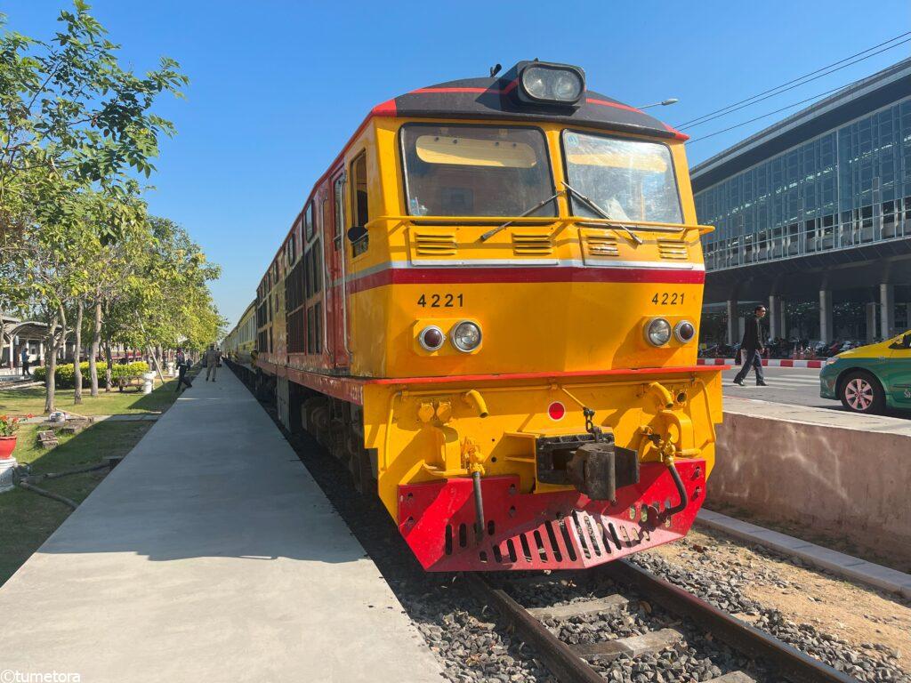 クルンテープ・アピワット中央駅