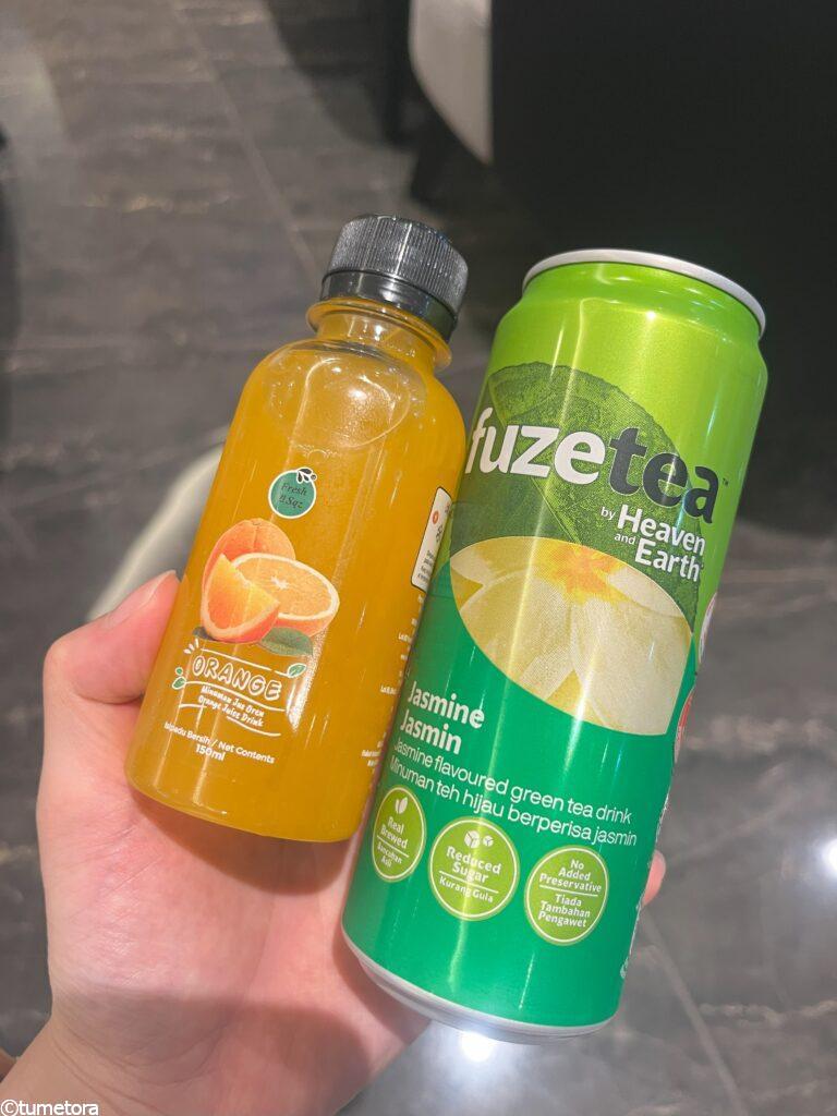 オレンジジュースとジャスミンティー