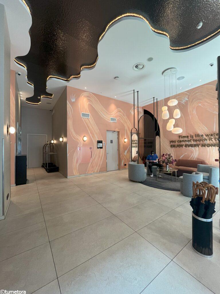 メルキュール・アムステルダム・ノースステーションのロビー2