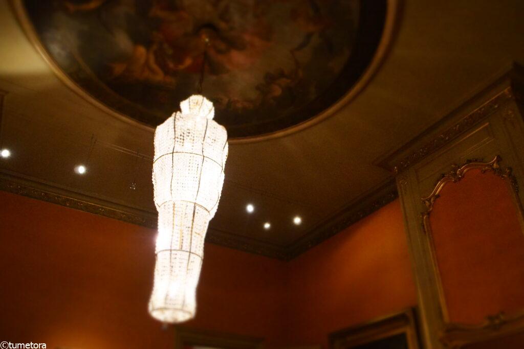 エッシャー美術館のシャンデリア5