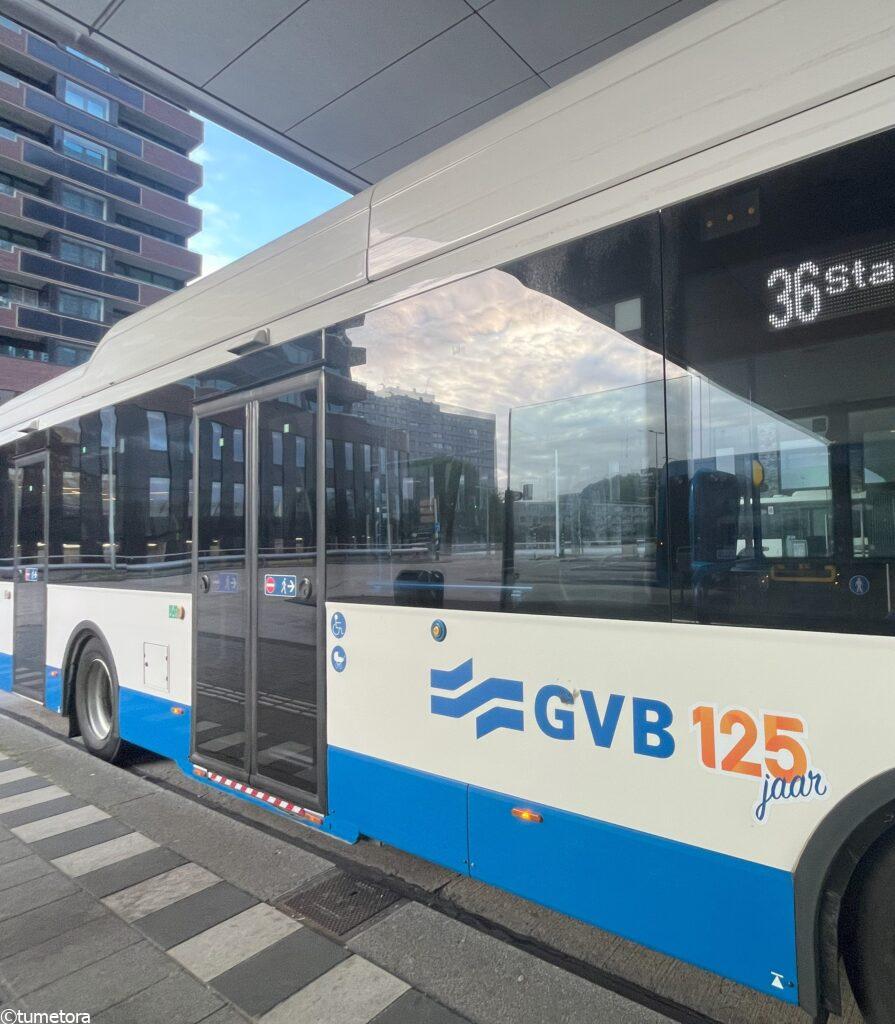 Noord駅からザーンセスカンスへ行くまでのGVBバス
