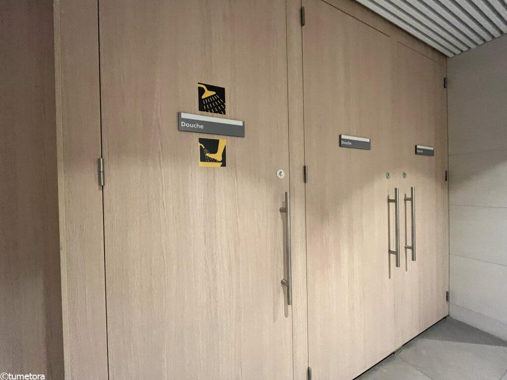 スキポール空港の無料シャワー室