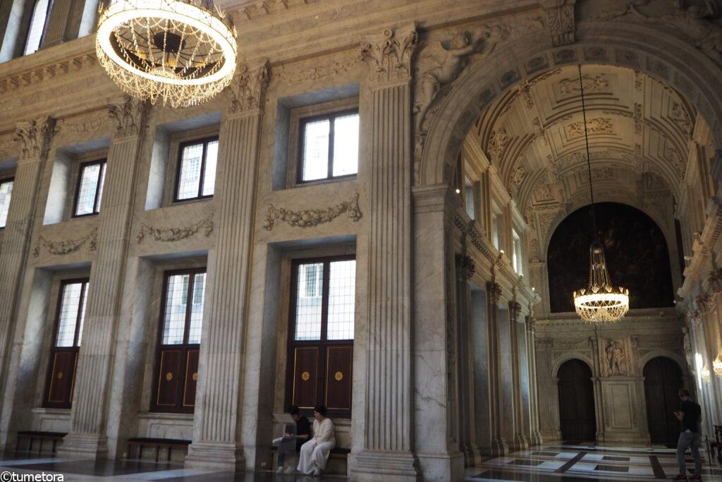 アムステルダム王宮の廊下