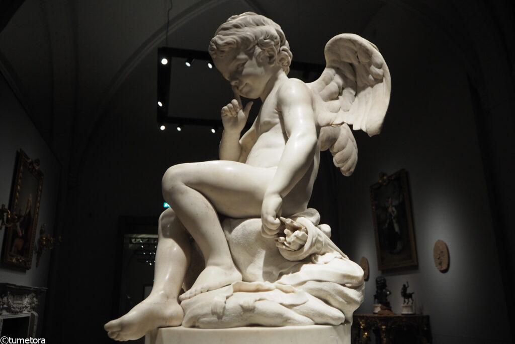 アムステルダム国立美術館所蔵エティエンヌ=モーリス・ファルコネ「キューピット」1757年