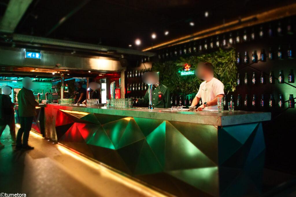 ハイネケンエクスペリエんの最後の場所のBar