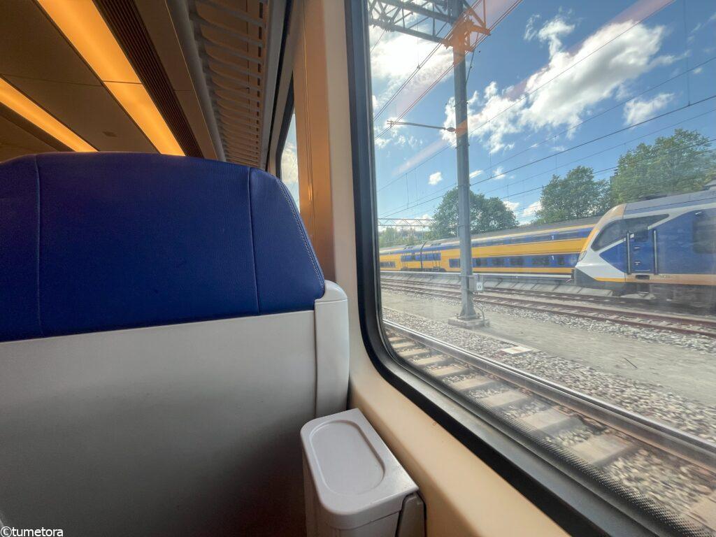 オランダ鉄道の車内