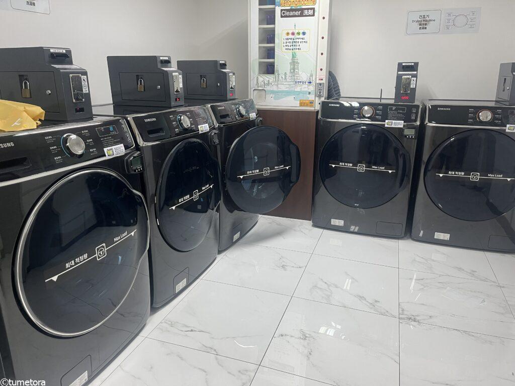 ホテル スカイパーク キングスタウンのコインランドリーの様子1