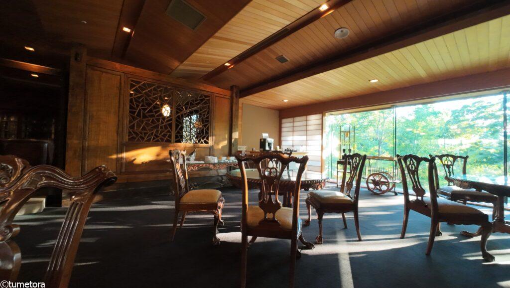 ロビー兼コーヒーラウンジ