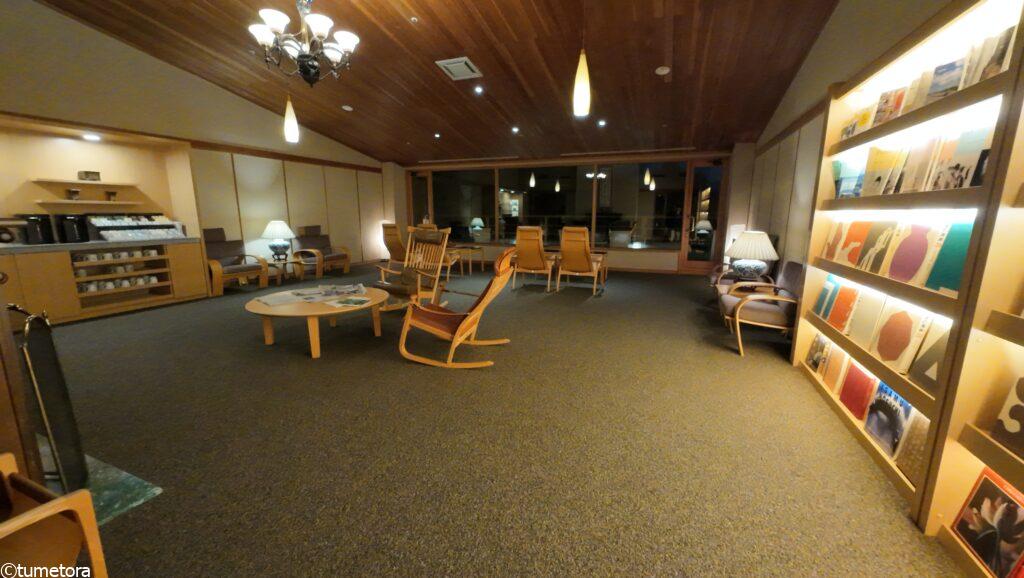 テラスラウンジ