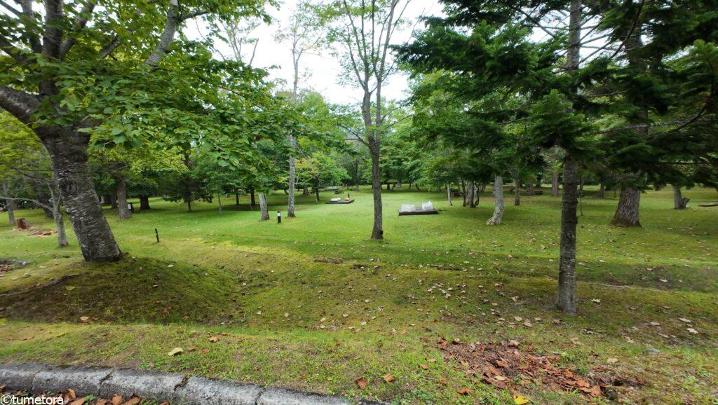 休暇村支笏湖の庭の様子