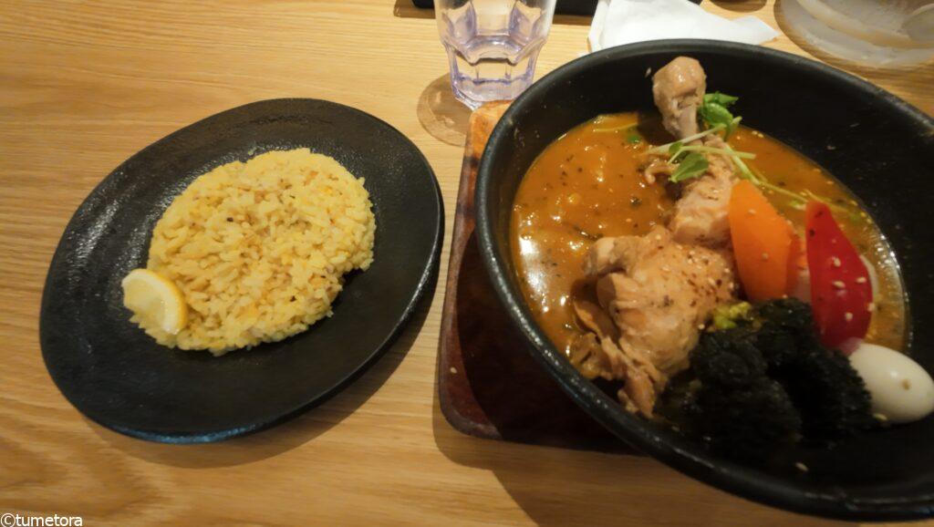 やわらかチキンレッグと野菜(1,480円)