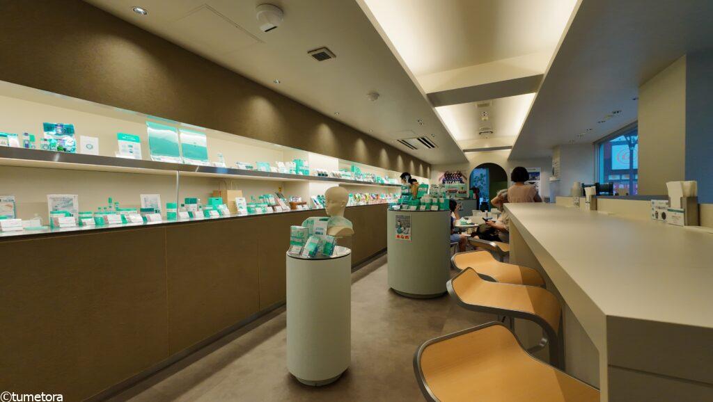 ハッカ堂の店内