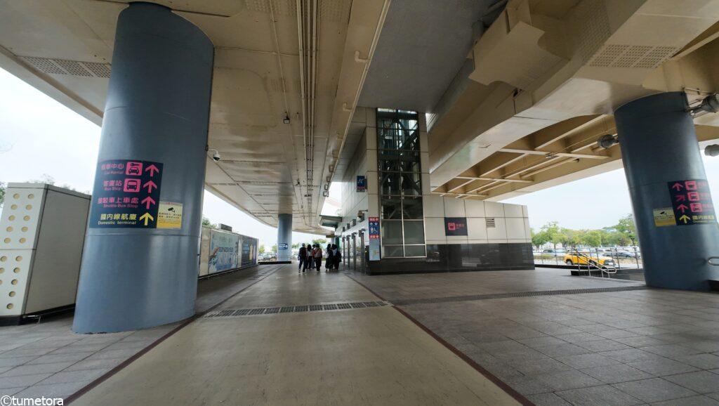 高雄空港のエレベーター