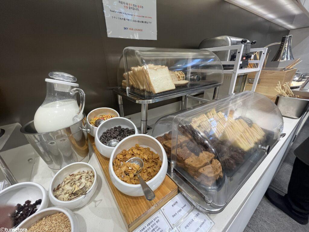 充実のホットミール&ドリンク2