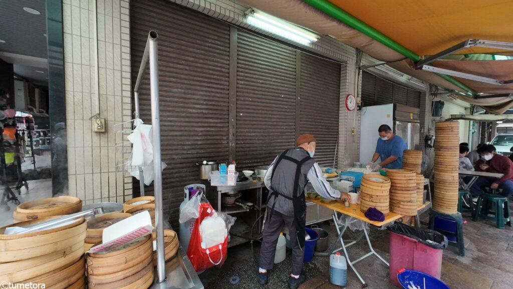 永和小籠湯包の店員さん